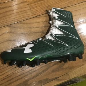 Under Armour men’s football cleats